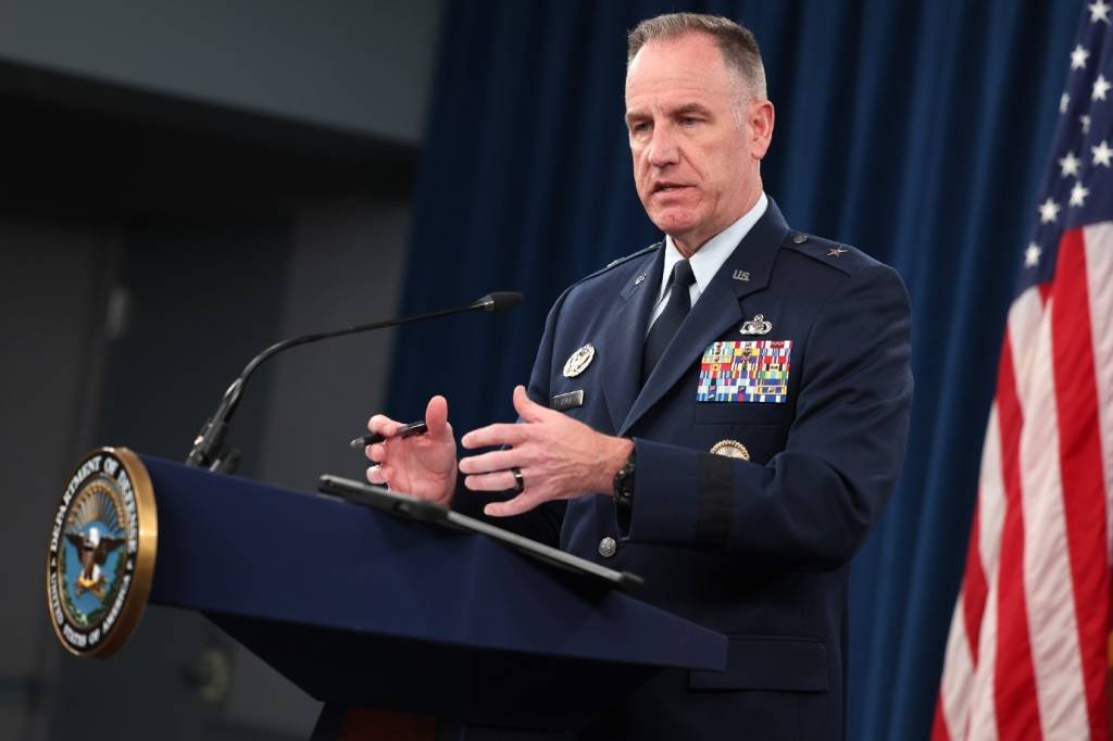 EUA enviará mais 300 soldados ao Oriente Médio, diz Pentágono após ataques a bases americanas