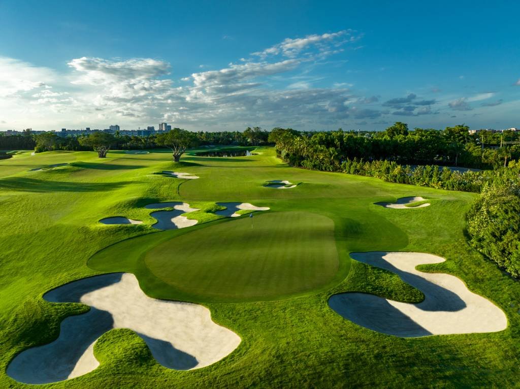Conheça o campo de golfe ultraexclusivo que cobra R$ 5 milhões para ser membro