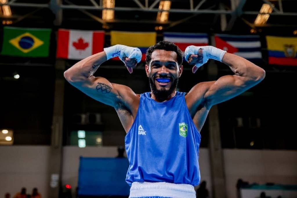 Boxeador Luiz Oliveira 'Bolinha' vence na estreia no Pan de Santiago