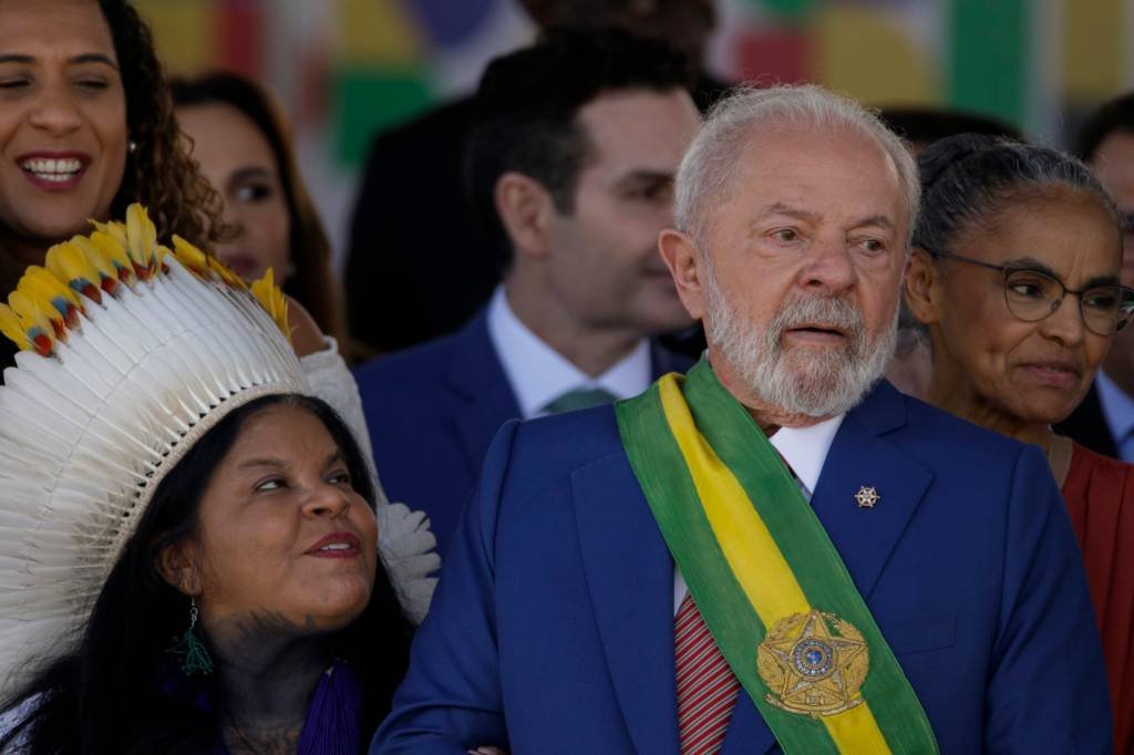 Lula deve encontrar ministra dos Povos Indígenas em dia decisivo sobre sanção do marco temporal