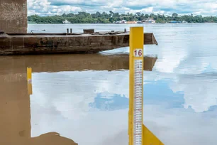 Imagem referente à matéria: Muita água e gente com sede: o paradoxo vivido pelo Amazonas com as mudanças climáticas
