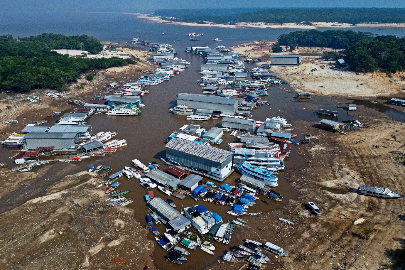 Amazônia: aquecimento das águas dos lagos expõe situação crítica