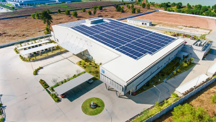A construção civil é um dos chamados setores de difícil abatimento, responsável por expressivo consumo de energia