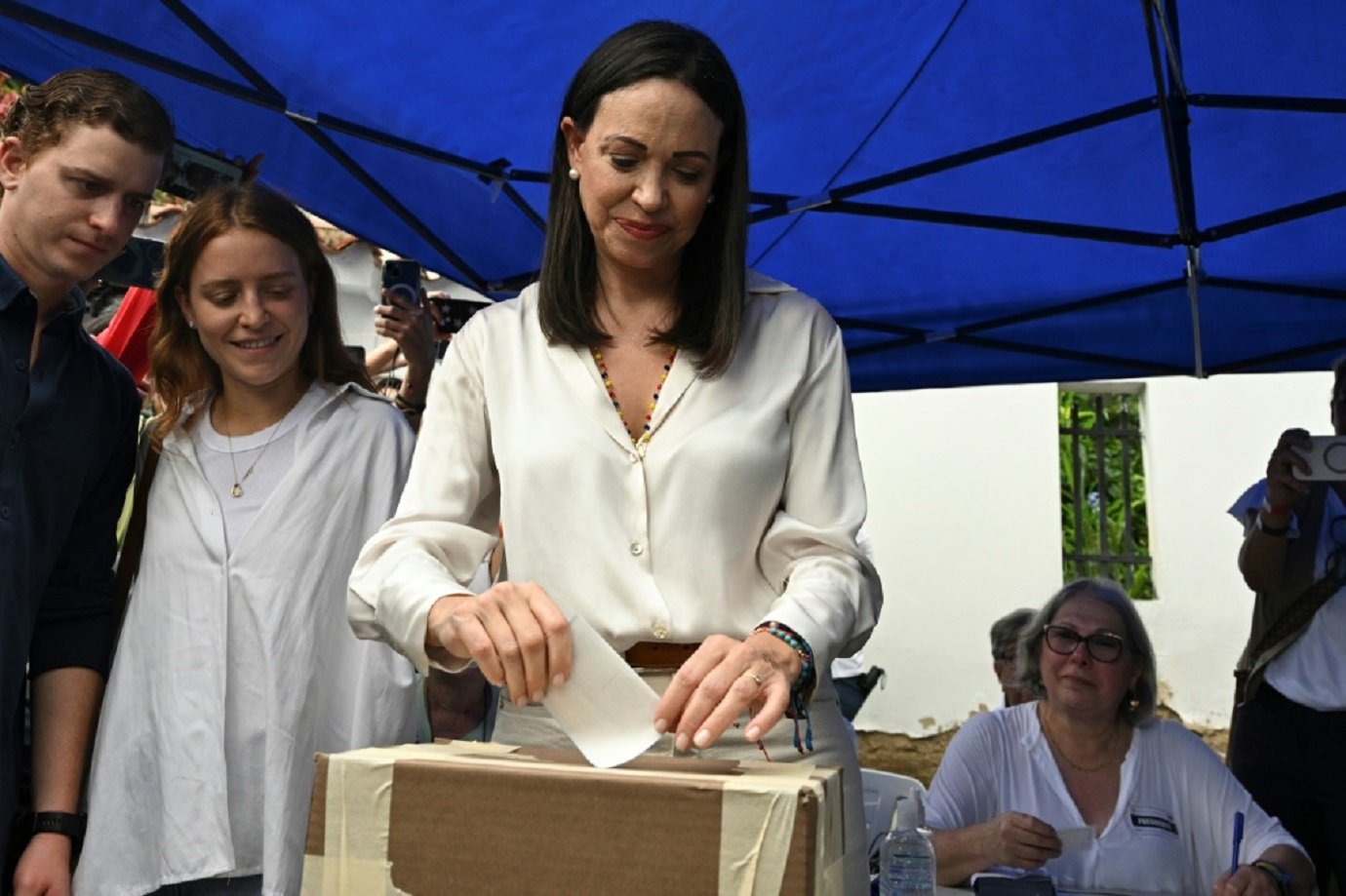Quem é María Corina Machado, a opositora liberal que busca destronar Maduro