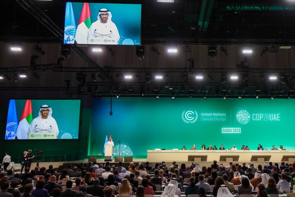 COP28 aprova fundo climático de perdas e danos para países vulneráveis