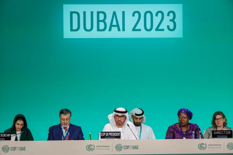 COP28: logo na abertura da conferência, polarização em torno do uso do petróleo é evidenciada(Photo by Giuseppe CACACE / AFP)