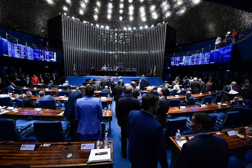 Plenário do Senado: governo espera arrecadar R$ 20 bilhões por ano com a proposta (Jefferson Rudy/Agência Senado/Flickr)