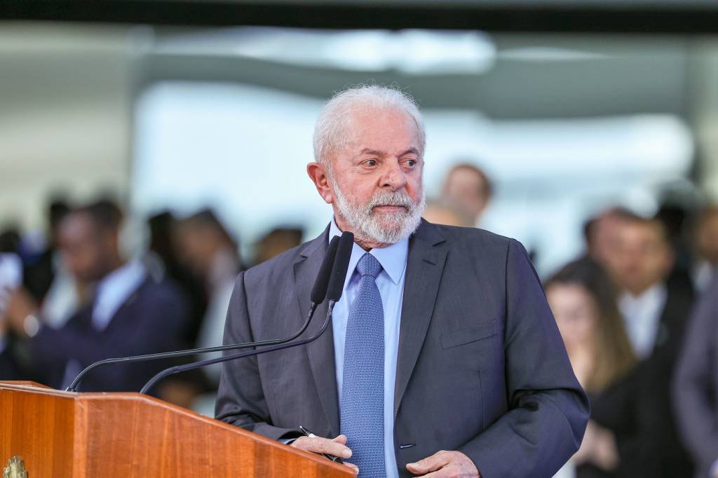 Lula encontra presidente da Guiana e embarca para São Vicente e Granadinas