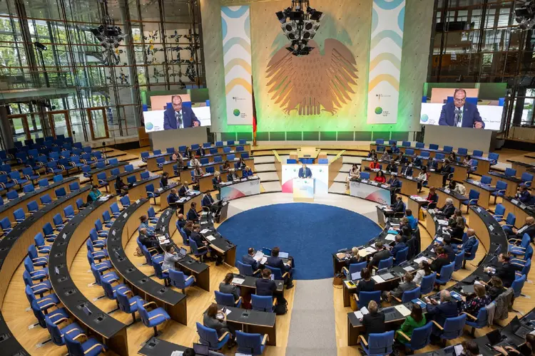 COP28: Delegação brasileira é maior do que a do anfitrião, os Emirados Árabes Unidos (picture alliance/Getty Images)