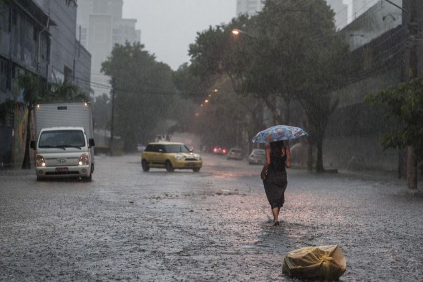 Chuva em SP: 1,1 milhão de pessoas estão sem energia elétrica, diz Enel