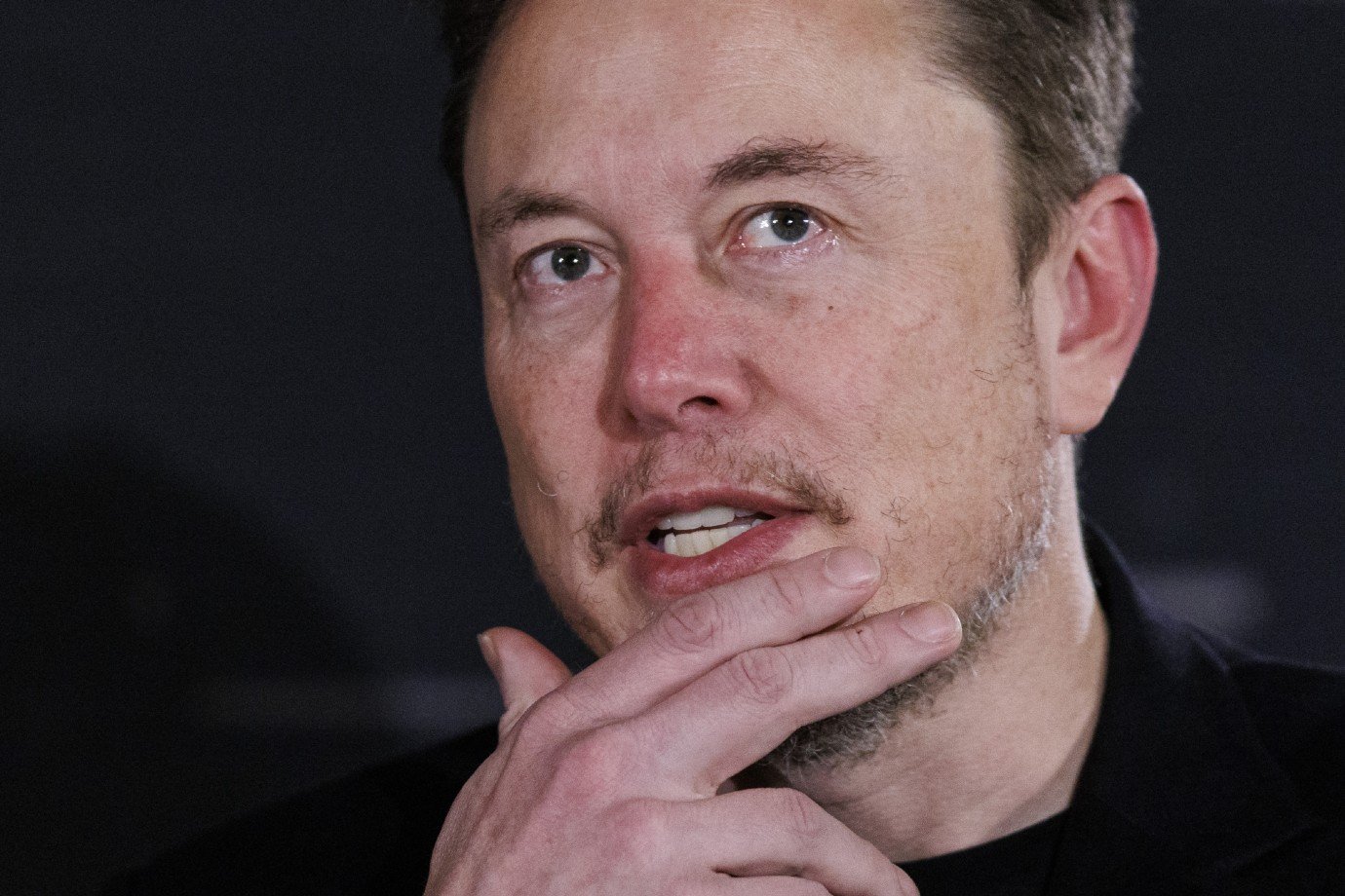 Como aplicar a técnica de Elon Musk para encontrar soluções disruptivas