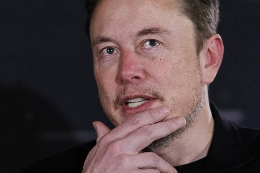 Golpe usa IA para fingir ser Elon Musk e roubar criptomoedas em lançamento da Starship