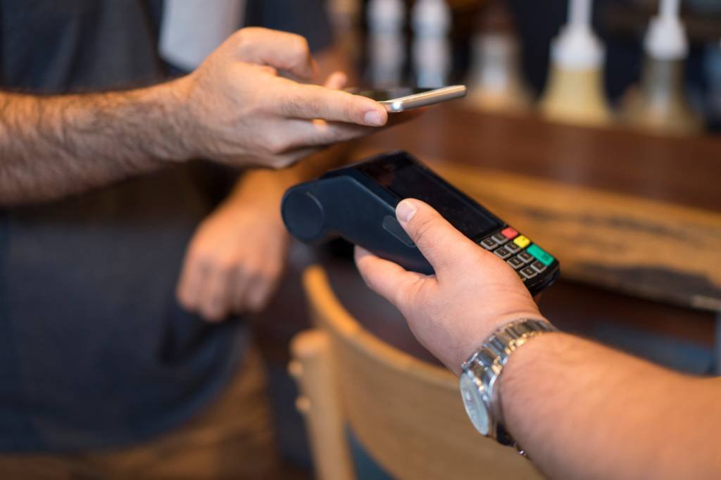 Compre agora, pague depois: modelo de pagamento tem se tornado popular fora do Brasil (agrobacter/Getty Images)