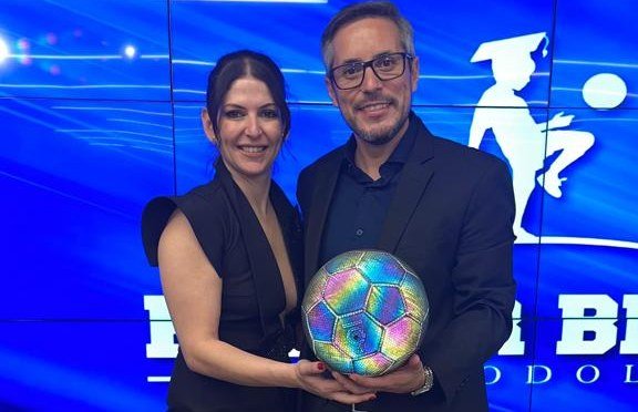 Carol Paiffer é a nova sócia da Higher Bridge, que une a aprendizagem de inglês com o futebol