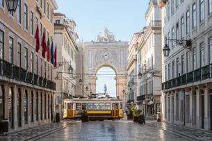 Portugal corta impostos para atrair trabalhadores estrangeiros qualificados
