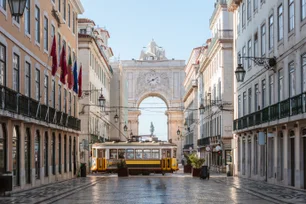 Imagem referente à matéria: Portugal corta impostos para atrair trabalhadores estrangeiros qualificados