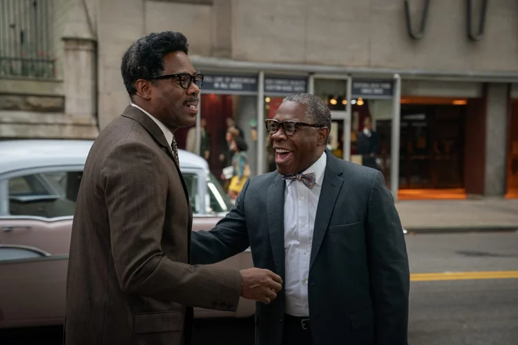Cena do filme "Rusting". Com Colman Domingo como Bayard Rustin e Michael Potts como Cleve Robinson.  (David Lee/Netflix)