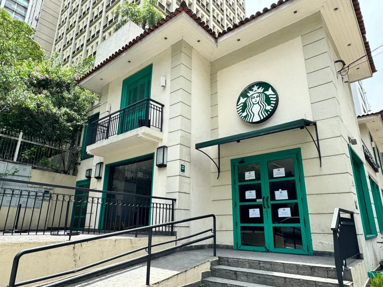 Starbucks: dívidas da SouthRock, operadora do café no Brasil, são de 1,8 bilhão de reais  (Daniel Giussani/Exame)