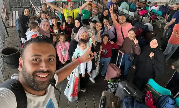 Gaza: cidadão brasileiro Hasan Rabee registrou o momento em que brasileiros chegaram à fronteira (Reprodução/Redes sociais)