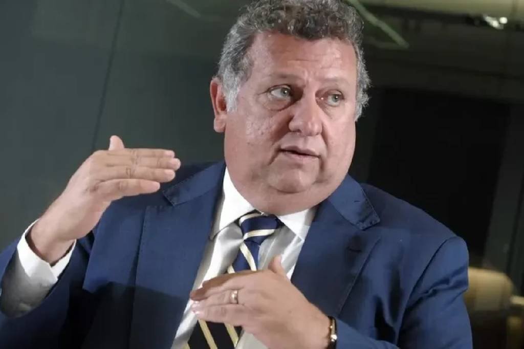 Carlos Vieira toma posse na presidência da Caixa