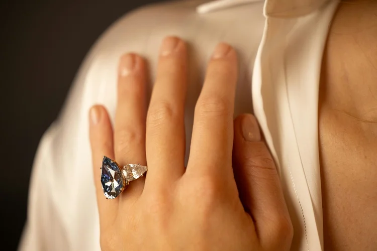O diamante 'Bleu Royal'. (AFP/AFP)