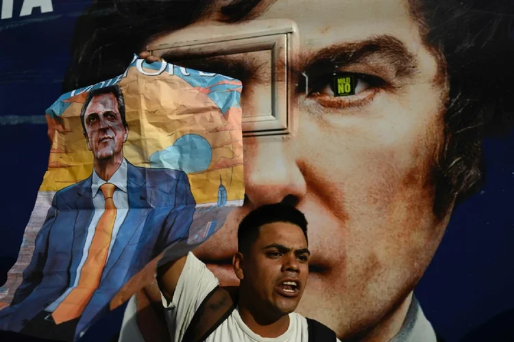 Argentina: candidatos tem propostas diferentes para recuperar a economia da argentina (AFP/AFP)