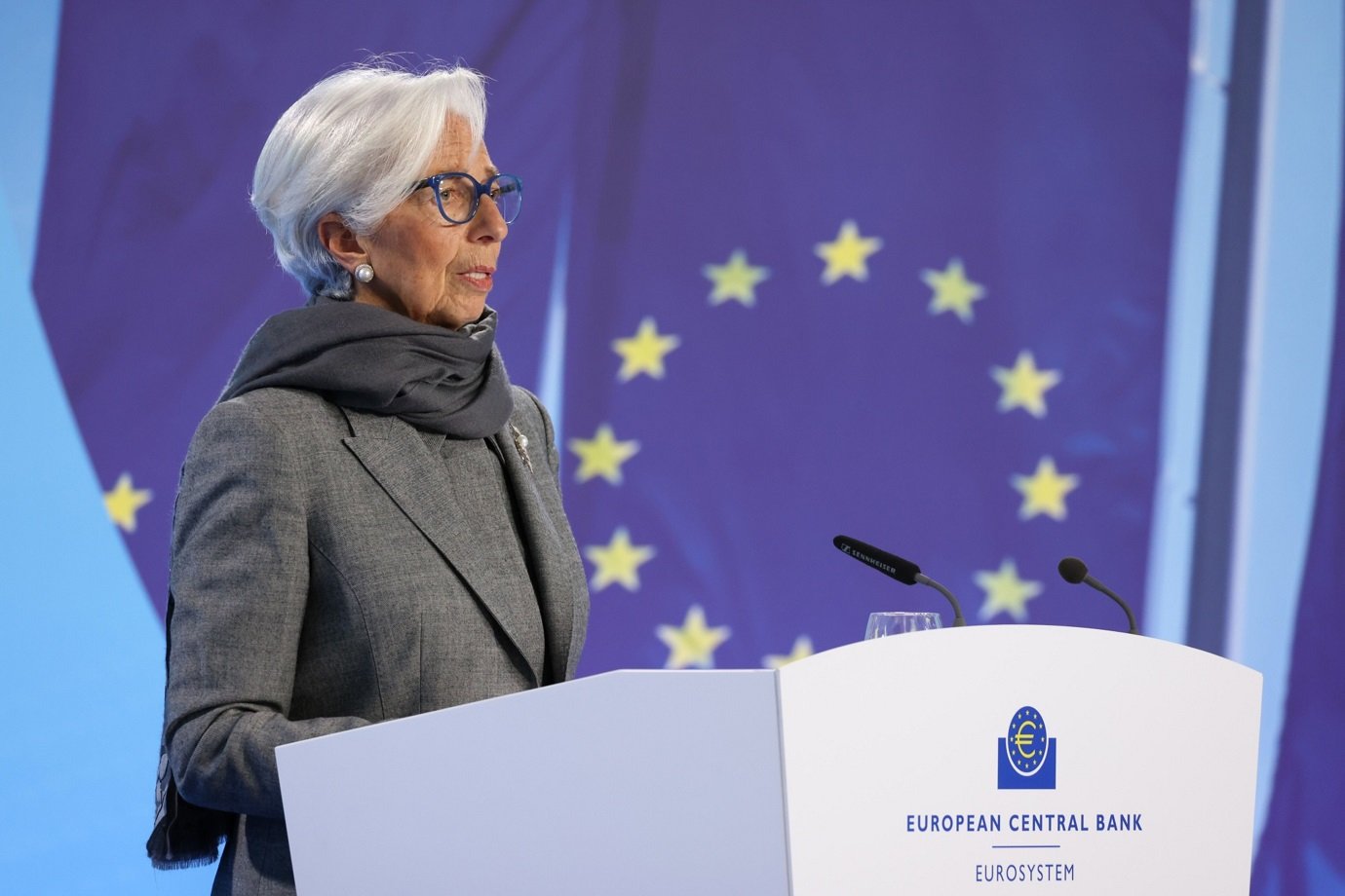 Lagarde quer lançar Euro Digital até outubro de 2025: "Importância fundamental"