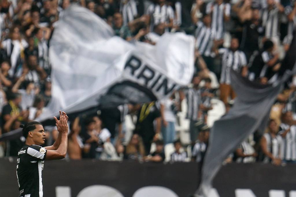 Botafogo x Cruzeiro: veja onde assistir ao vivo, horário e escalações