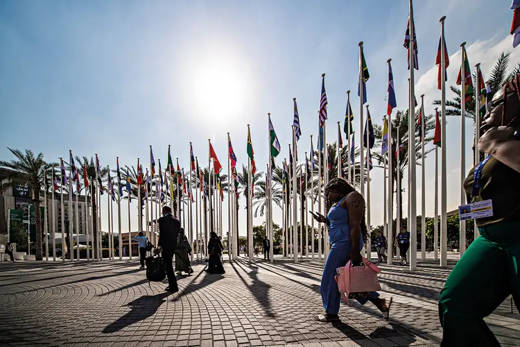 COP28, em Dubai: compromisso pela redução de combustíveis fósseis e preparação para  o evento no Brasil    (Leandro Fonseca/Exame)