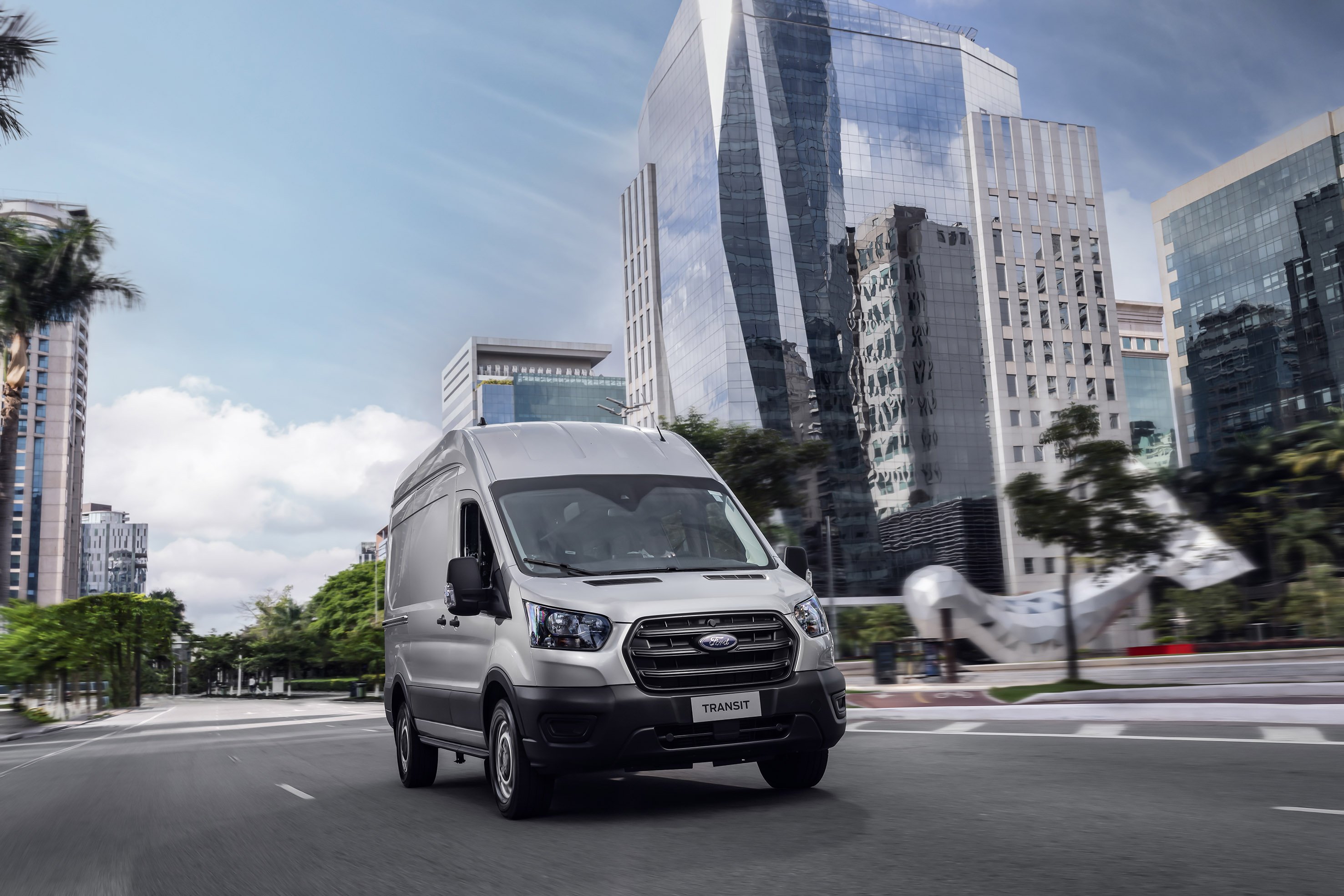 Com Transit conectada e tecnológica, a Ford cresce no segmento de veículos comerciais
