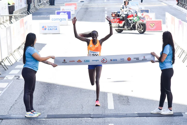 Catherine Reline, campeã da São Silvestre pelo Quênia (ROBERTO CASIMIRO/FOTOARENA/FOTOARENA/Estadão Conteúdo)