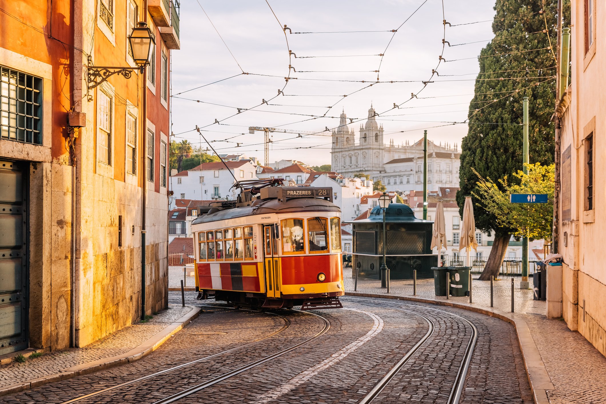 Portugal vai renovar vistos automaticamente; veja quem poderá ter este benefício