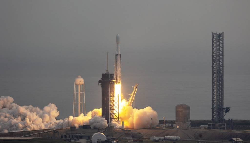 Avaliada em US$ 200 bilhões, SpaceX quer abrir capital em junho, diz Bloomberg