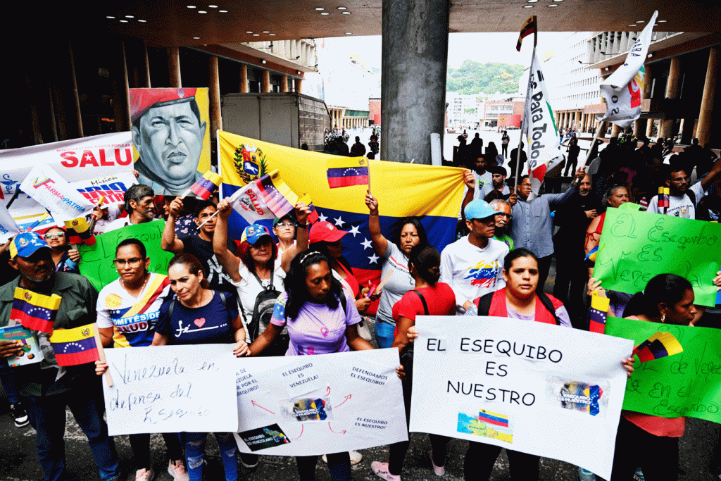 Venezuela: disputa histórica ganhará novo capítulo neste domingo (3).  (FEDERICO PARRA /Getty Images)