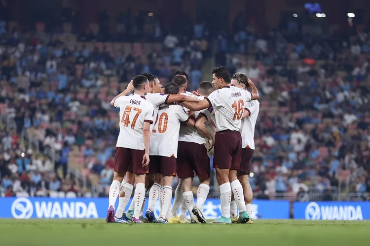 City: Marius Høibråten contra, Kovacic e Bernardo Silva decretaram a vitória para os campeões da Champions League (Lars Baron - FIFA/Getty Images)