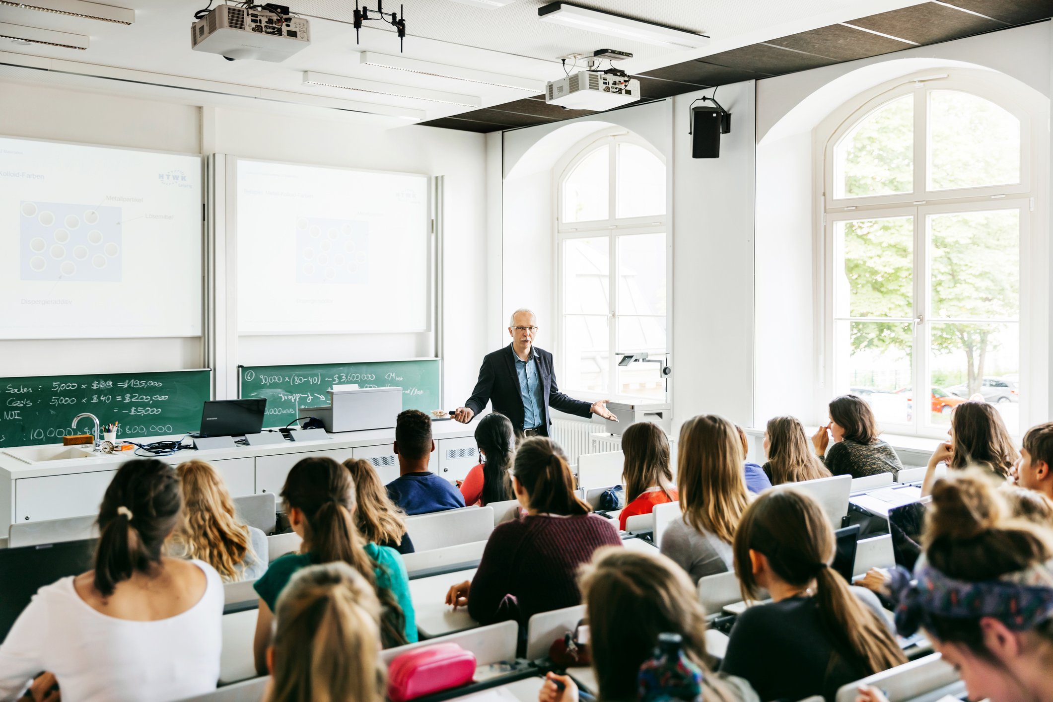 O sonho da faculdade: Pesquisa mostra que 80% dos jovens querem ingressar no ensino superior em 2024