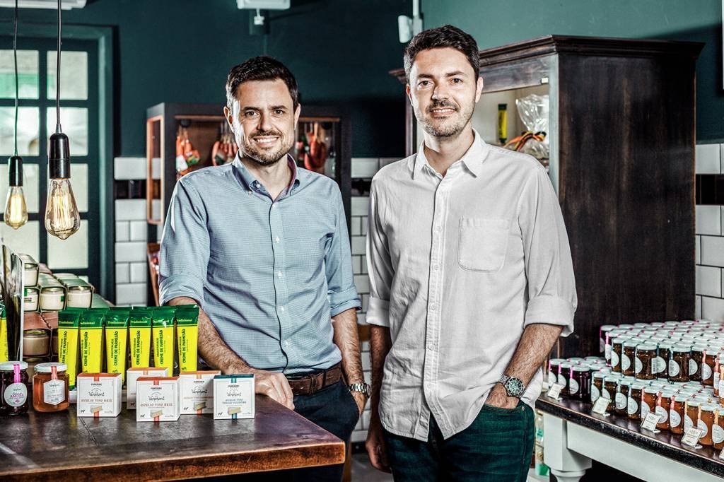 Juliano e Bruno Mendes, da Pomerode: "Começamos a perceber que o consumidor brasileiro passou a valorizar o que é daqui” (Raphael Günther/Exame)