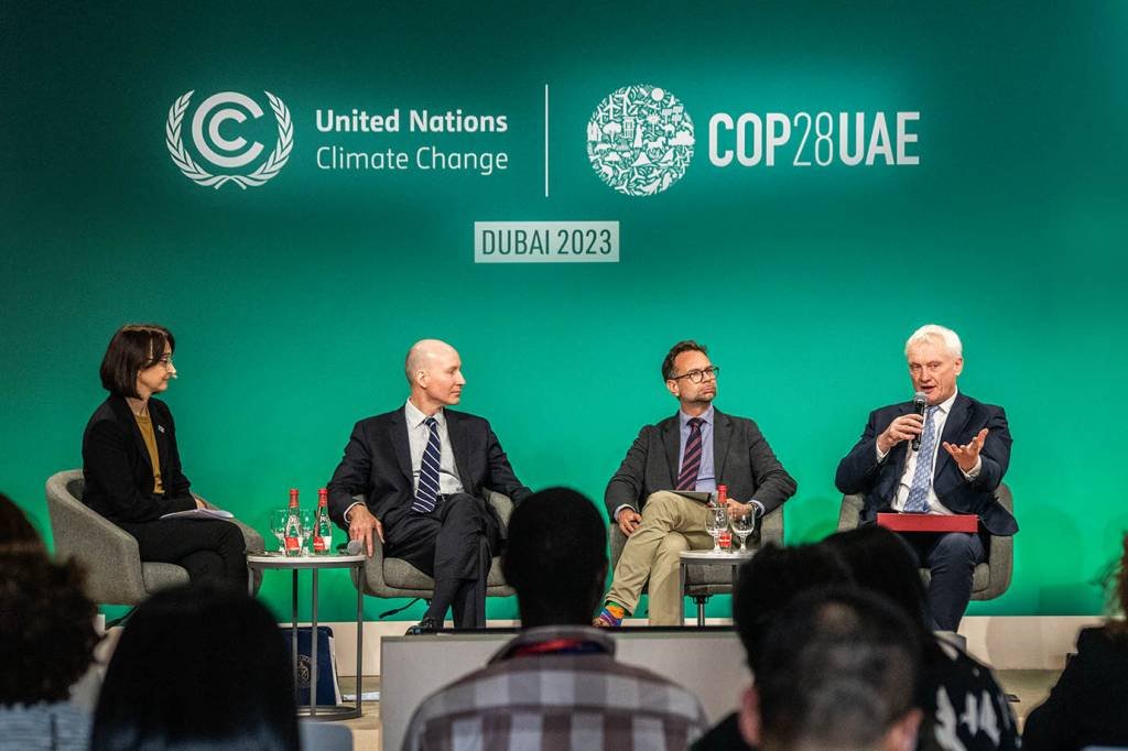 Na COP28, ministros estrangeiros buscam sinergias, mas os desafios em comum dominam a pauta