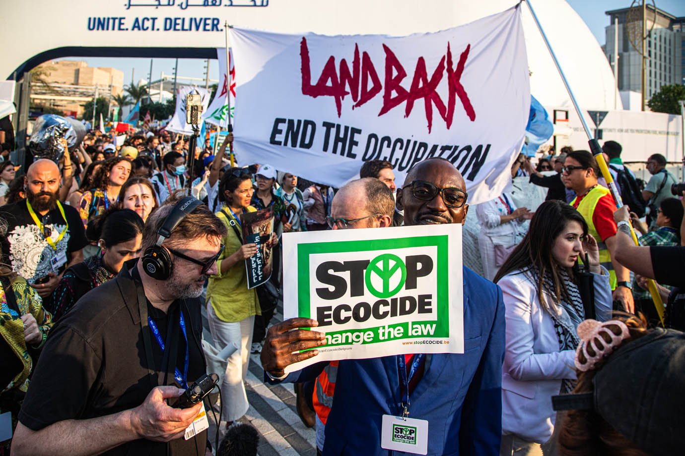 COP28 - Protestos dos ativistas pedindo fim do petroóeo e outras reivindicações 

Foto: Leandro Fonseca
Data: 09/12/2023