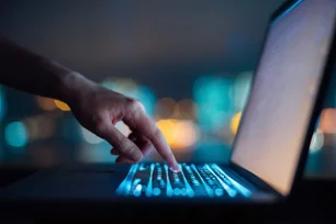 Imagem referente à matéria: Setor financeiro é o 2º maior alvo de cibercriminosos