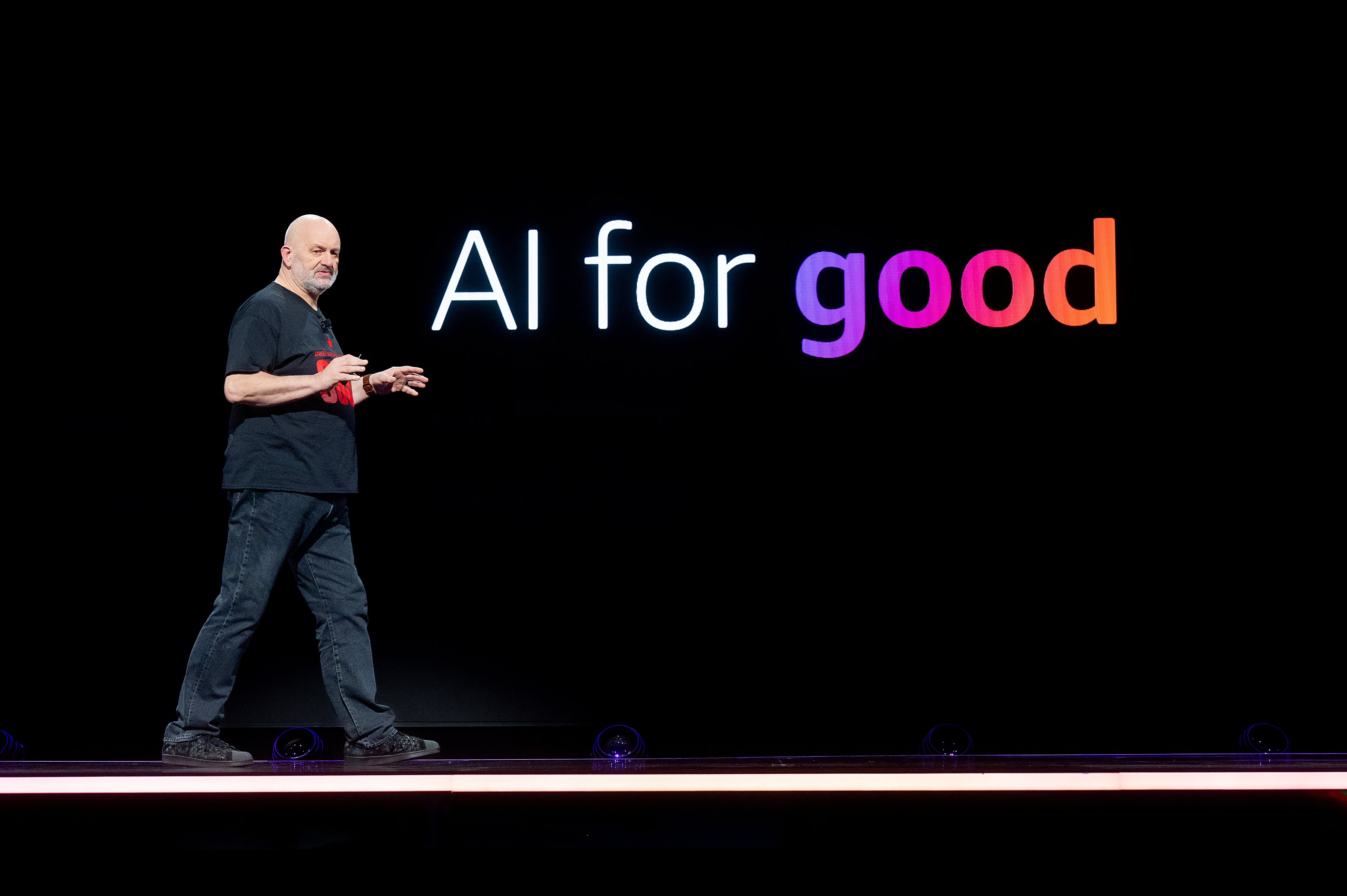 O novo passo da gigante: Amazon vai rumo à inteligência artificial