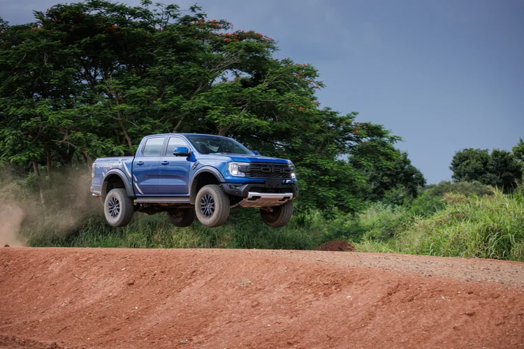 Ranger Raptor está disponível em cinco opções de cores. (Ford/Divulgação)