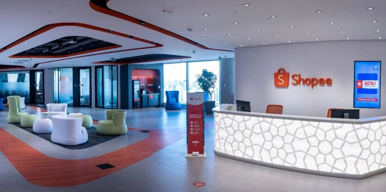 Os estudantes selecionados para estágio na Shoppe irão atuar em diferentes áreas da empresa como Logística e Marketing (Divulgação: Shopee)