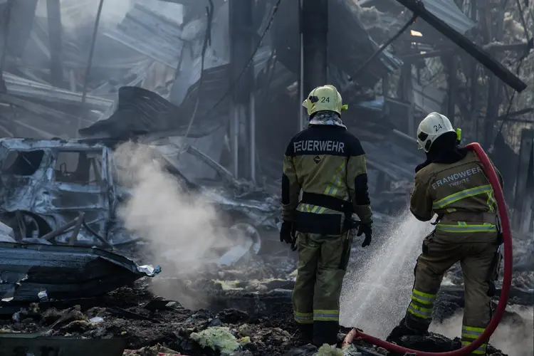 Guerra na Ucrânia: bombardeio russo em Kiev, capital do país (Yevhenii Zavhorodnii/Getty Images)