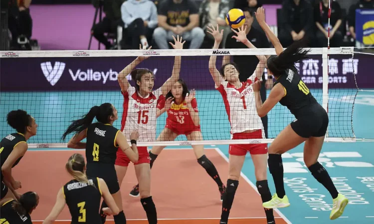 Mundial de Vôlei: Apesar do revés, oposta Tainara foi o destaque do jogo com 32 pontos
