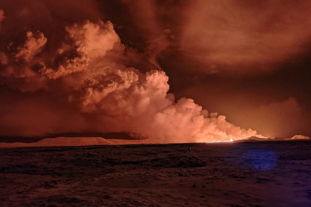 O que se sabe sobre o vulcão em erupção na Islândia? Veja vídeo