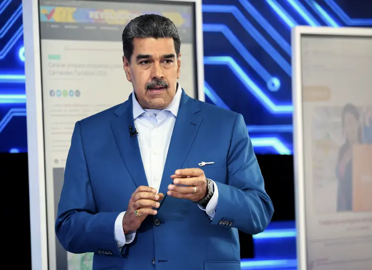 Nicolás Maduro, presidente da Venezuela, durante programa na TV venezuelana (Presidência da Venezuela via AFP)