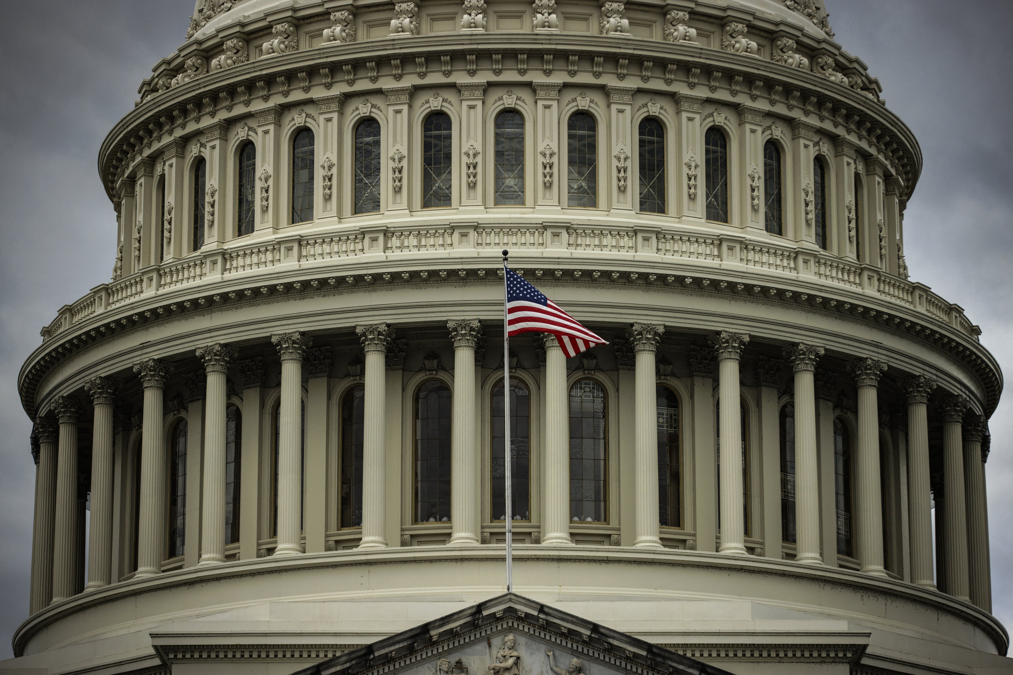 Shutdown: paralisação do governo dos EUA chega ao segundo dia; mercados ainda não são impactados