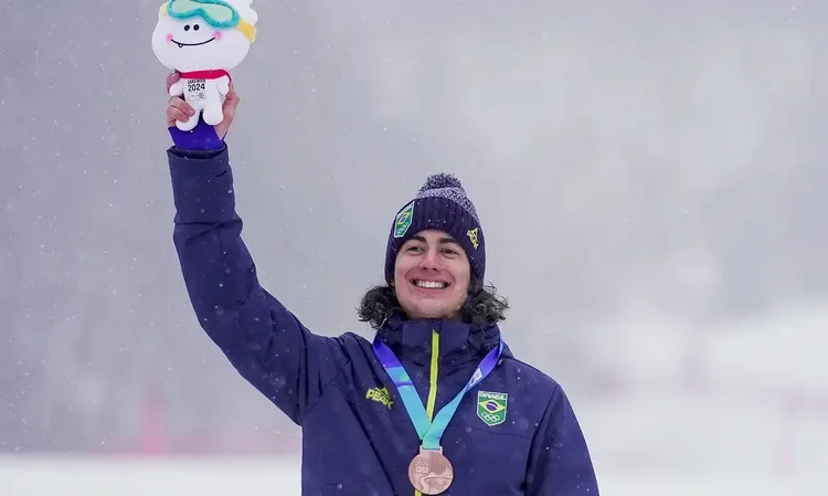 Zion Bethonico: brasileiro terminou em terceiro lugar na prova do snowboard cross  (Marina Ziehe/COB/Divulgação)