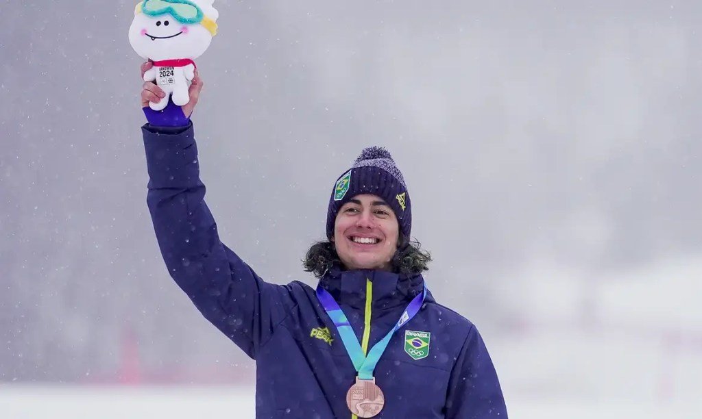 É do Brasil! Zion ganha medalha inédita em Jogos Olímpicos de Inverno